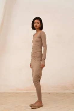 Alice, cocoa top in stretch cupro