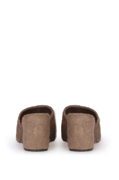 Alice, mule in brown brushed suede
