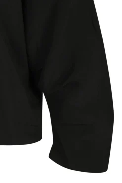 Amelia, loose top in black linen and silk