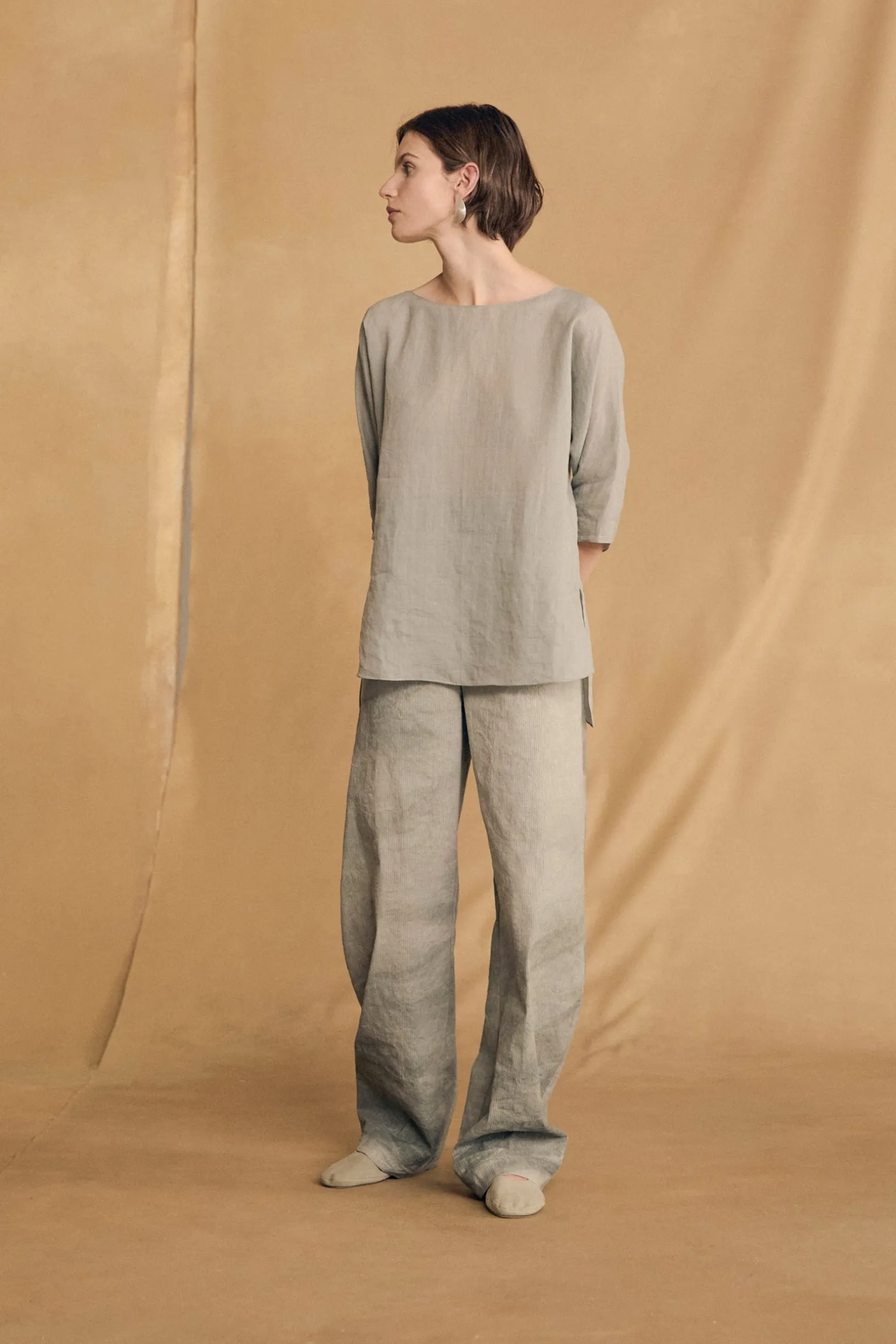 Arena, ocean green ramie top