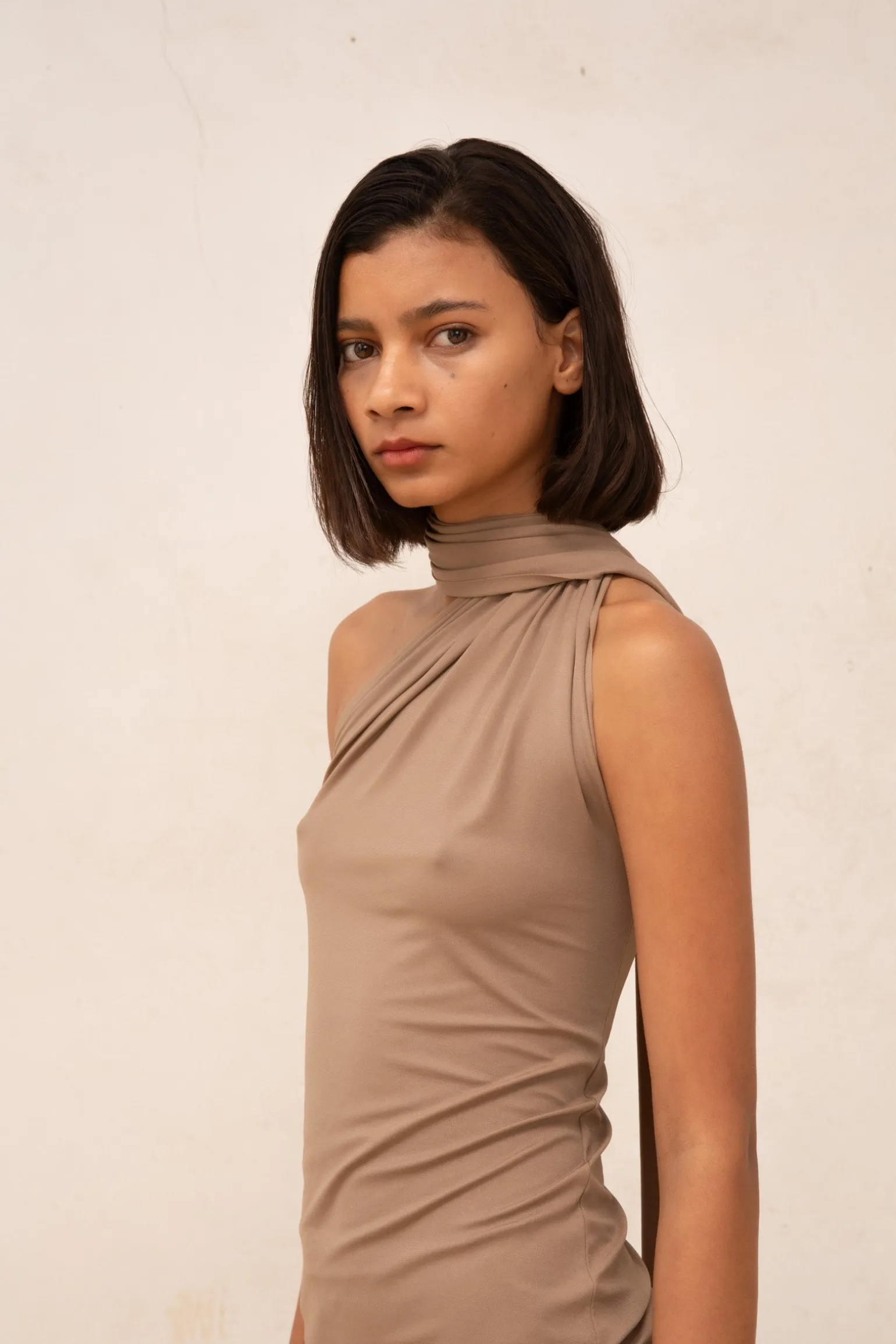 Babar, asymmetrical top in cocoa stretch cupro