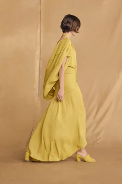 Banane, yellow short jacket