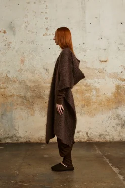 Ciel, black mohair hood