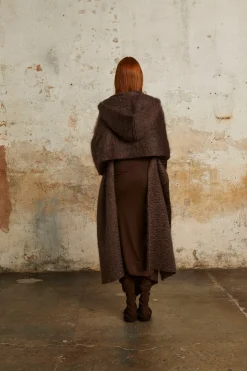 Ciel, burgundy mohair hood