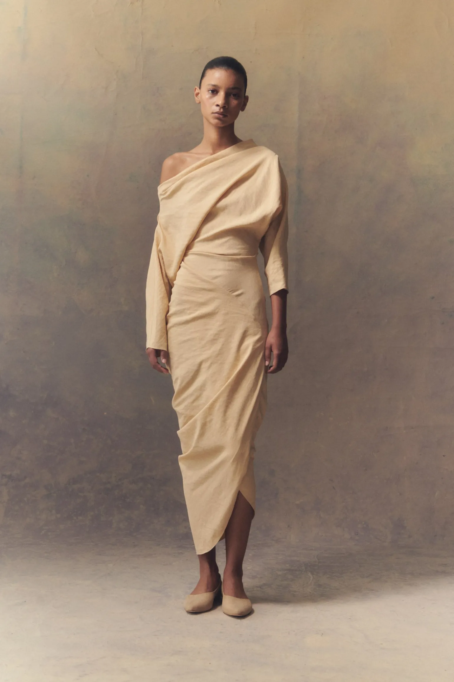Circe, beige suede ballerina