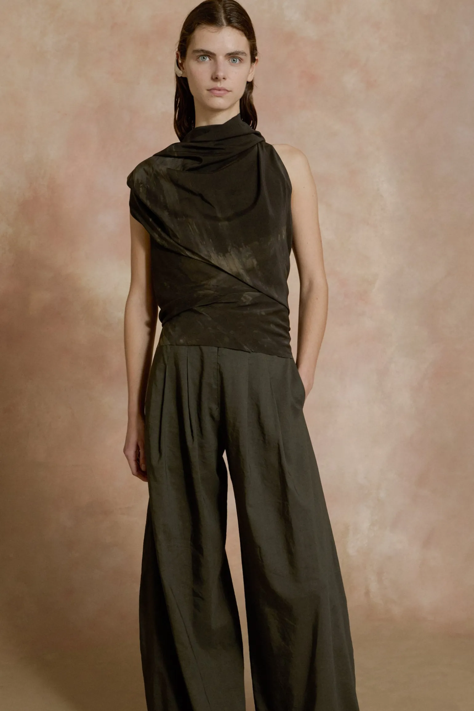 Dye, asymmetric stretch silk top
