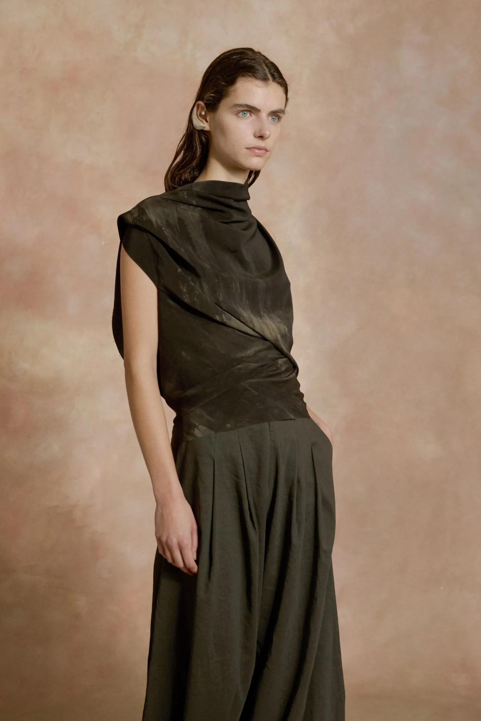Dye, asymmetric stretch silk top