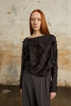 Epica, silk top with a feathered effect