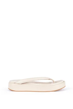 Geisha, ecru platform flip flops