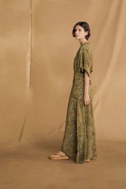 Geisha, mustard leather platform flip flops