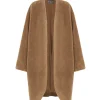 Hair, brown wool and silk coat