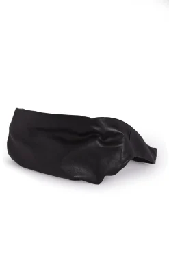 Jin L, black leather fanny pack