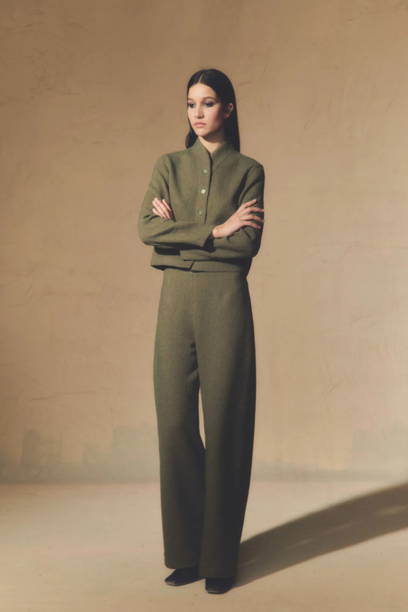 Jo, green pants