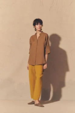 Jules, top in red ramie