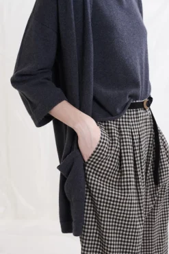 Luna, black suede belt