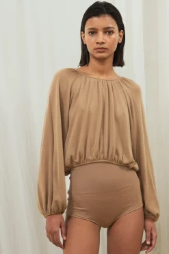 Maris, high brief in cocoa cashmere