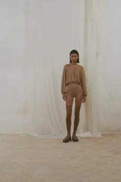 Maris, high brief in cocoa cashmere