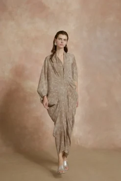 Mayu, vestido en seda verde