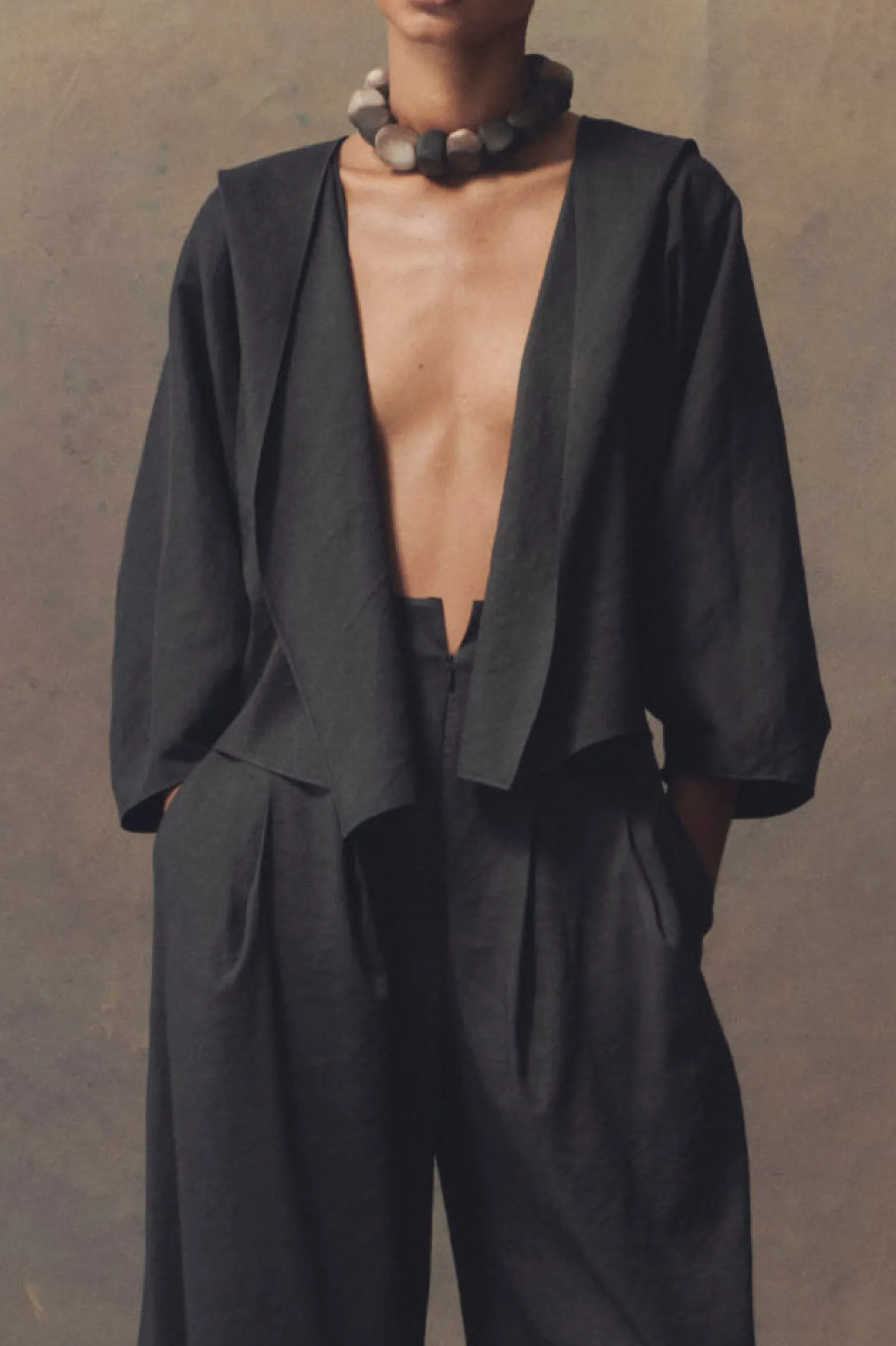 Mira, graphite jacket