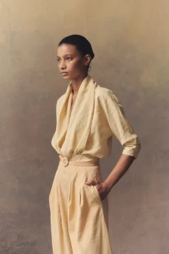 Mira, light peach high-waisted pants