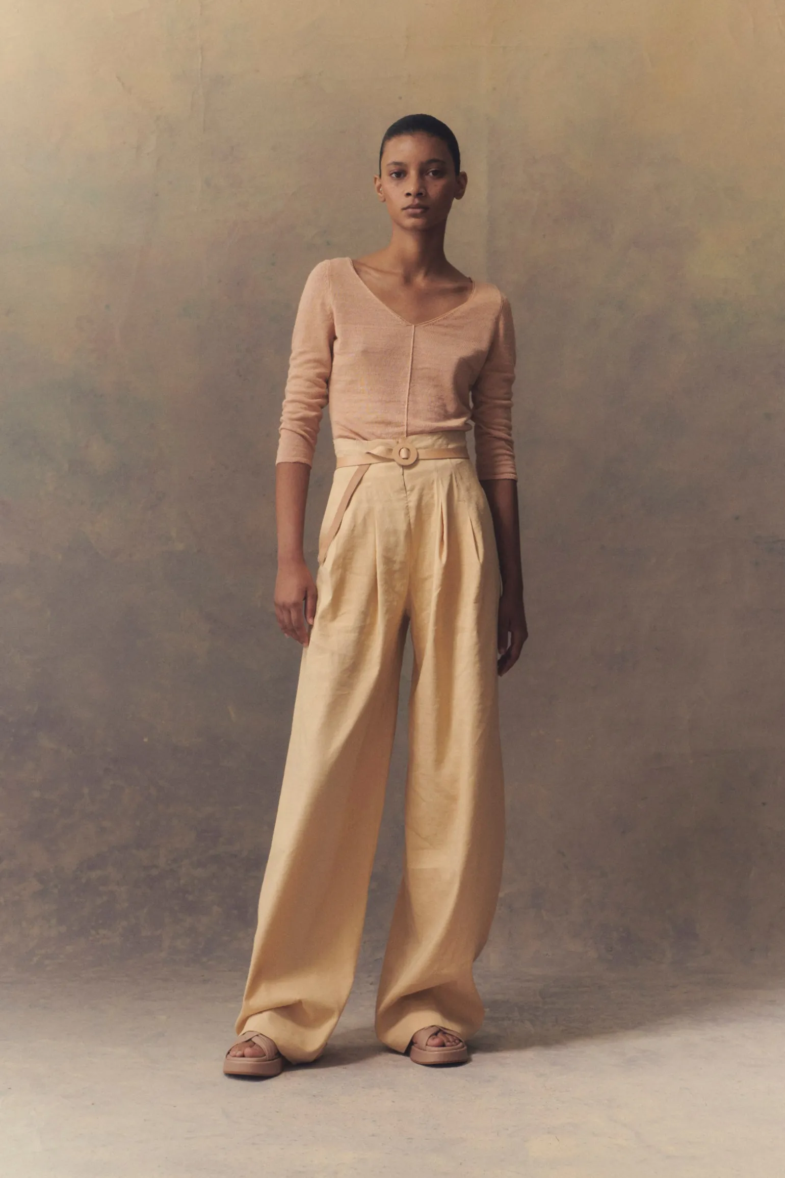 Mira, light peach high-waisted pants