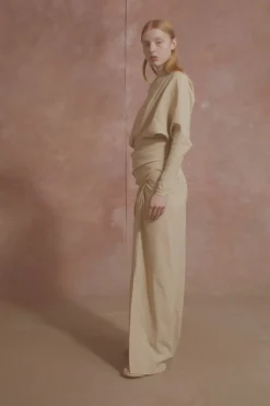 Mite, long beige dress