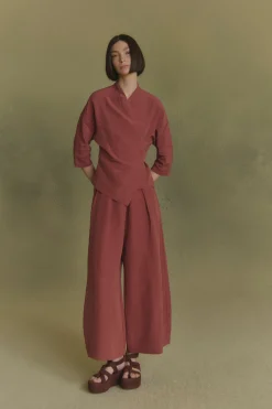 Mona, strawberry linen and silk pants