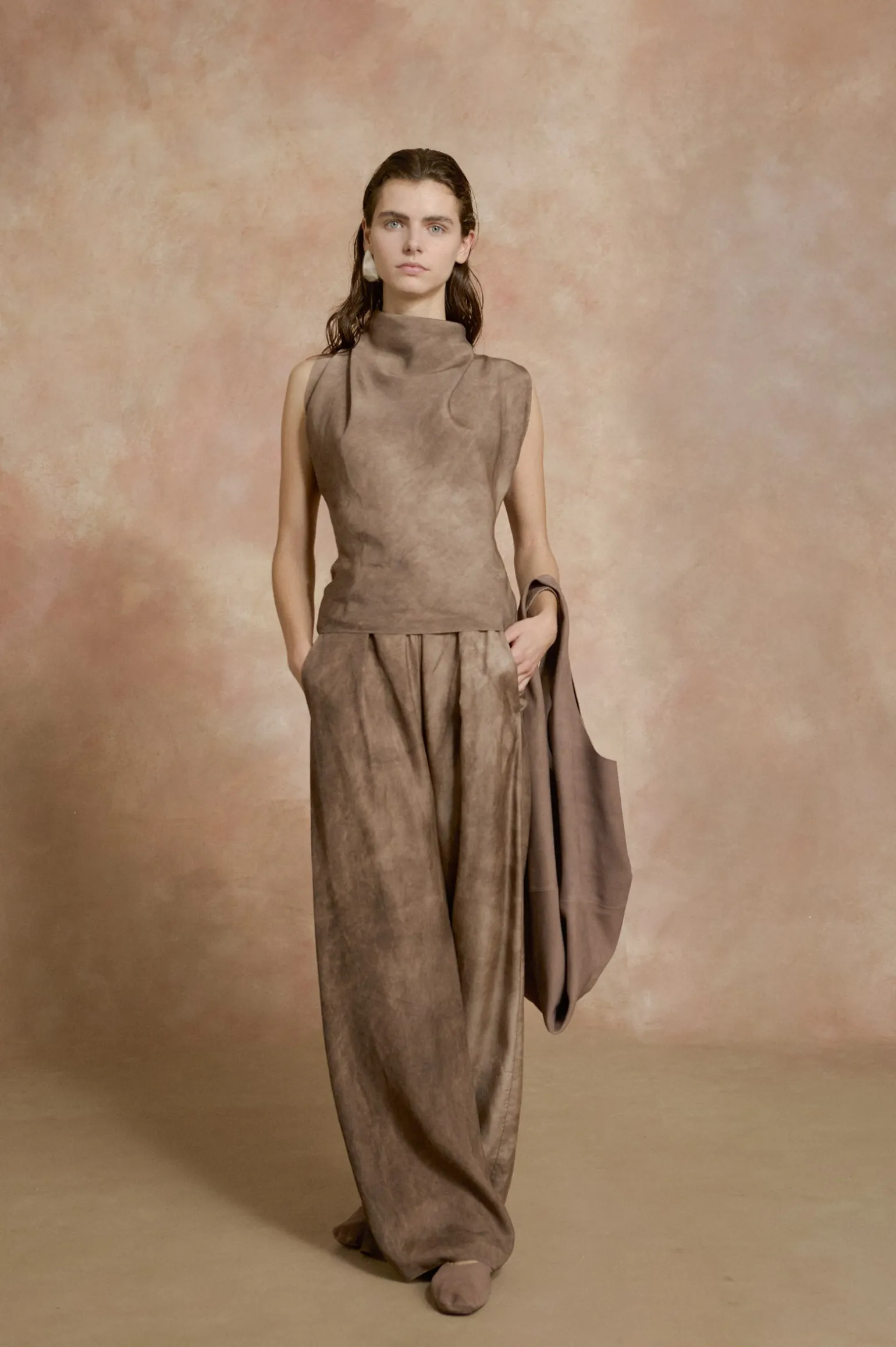 Opalo, fade cocoa pants