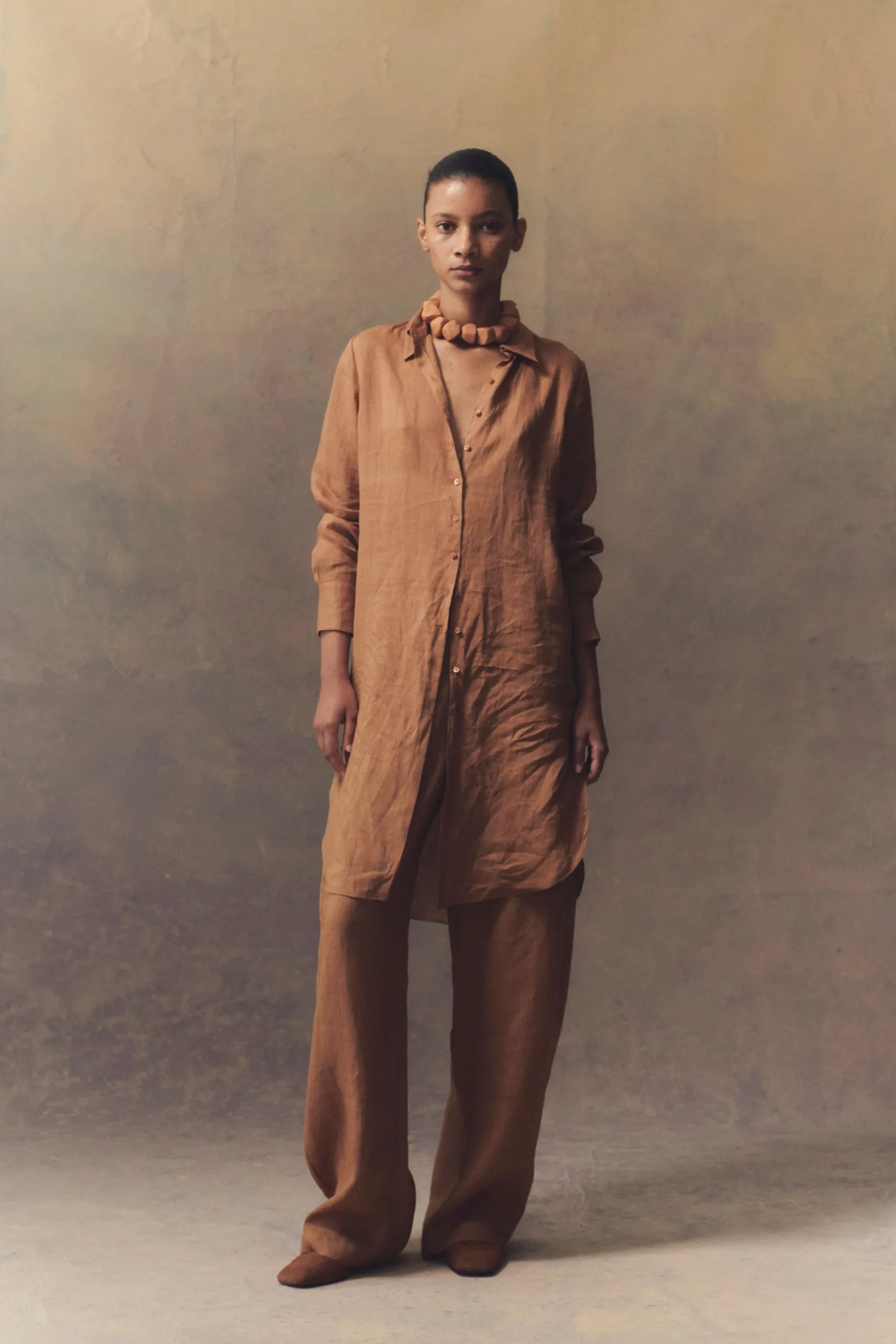 Rami, long shirt in terracotta ramie