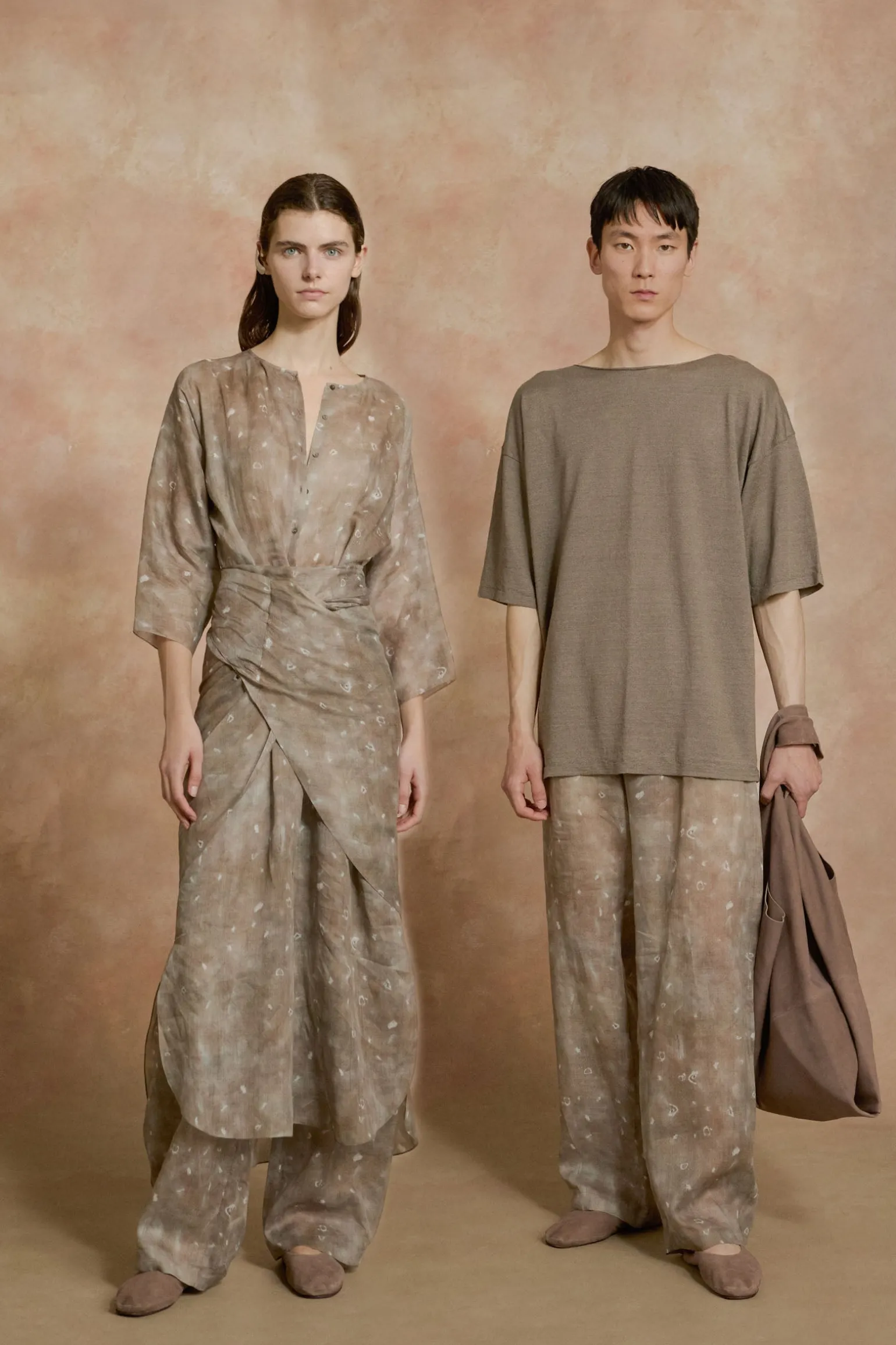 Rami, ramie ayaz print pants