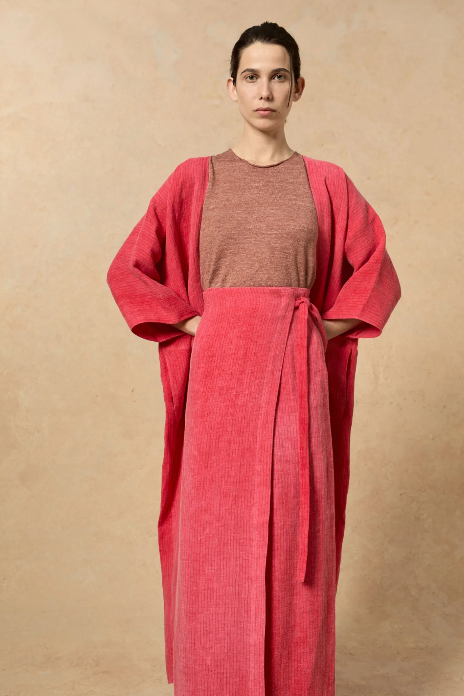 Rinen, clay linen knit vest