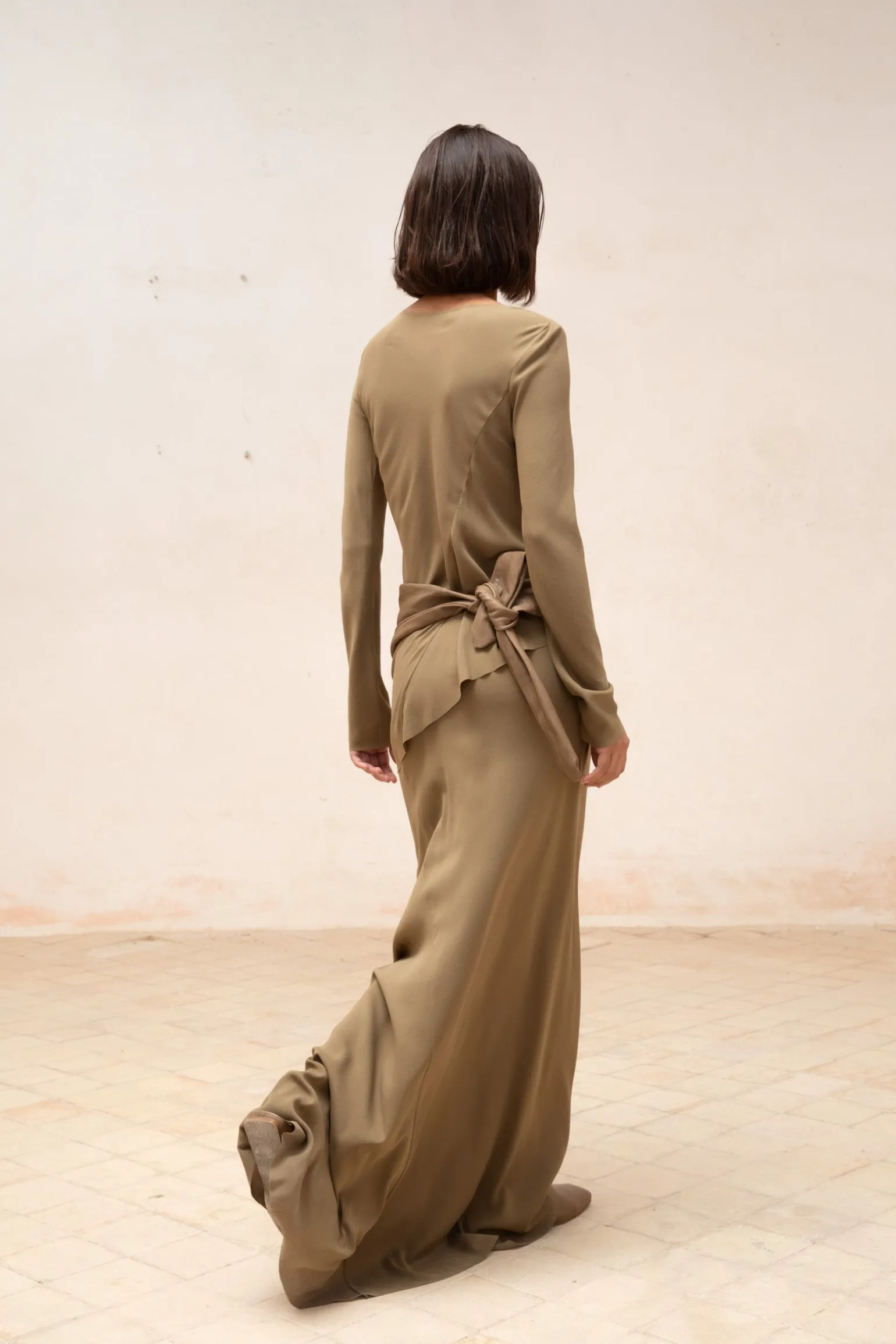 Sabrina, khaki stretch silk top