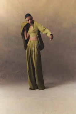 She, pistachio pants