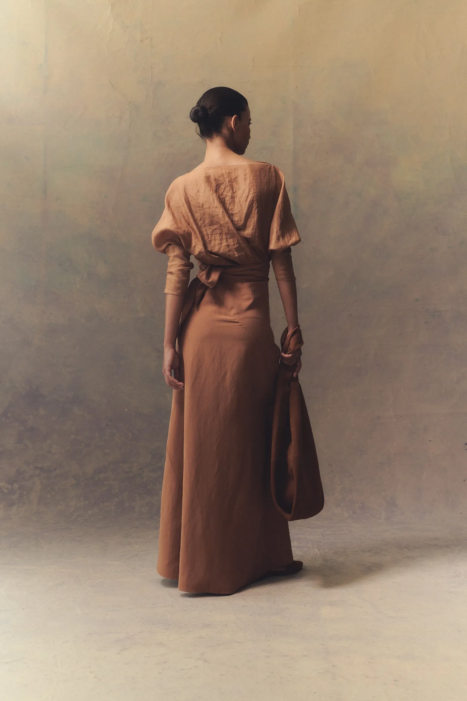 Tanami, terracotta long skirt in linen and silk
