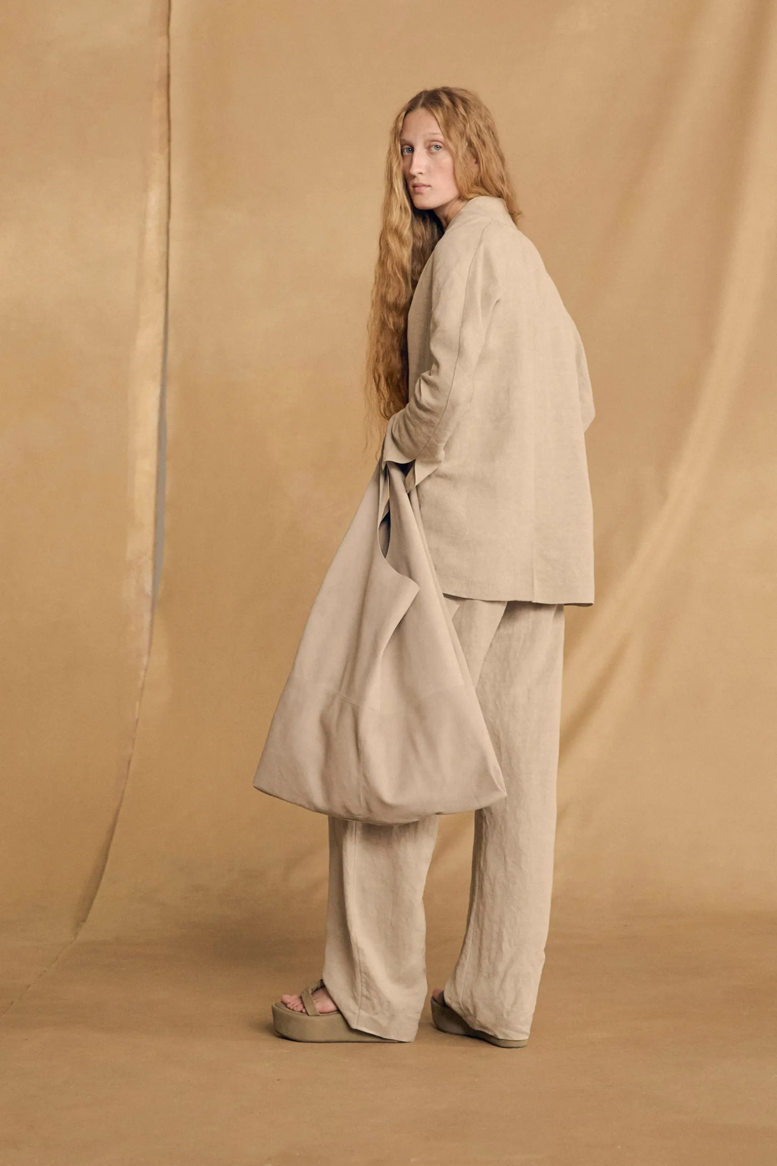 U XL, stone suede bag