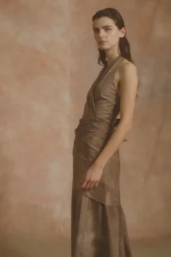 Yoko, fade cocoa halter dress